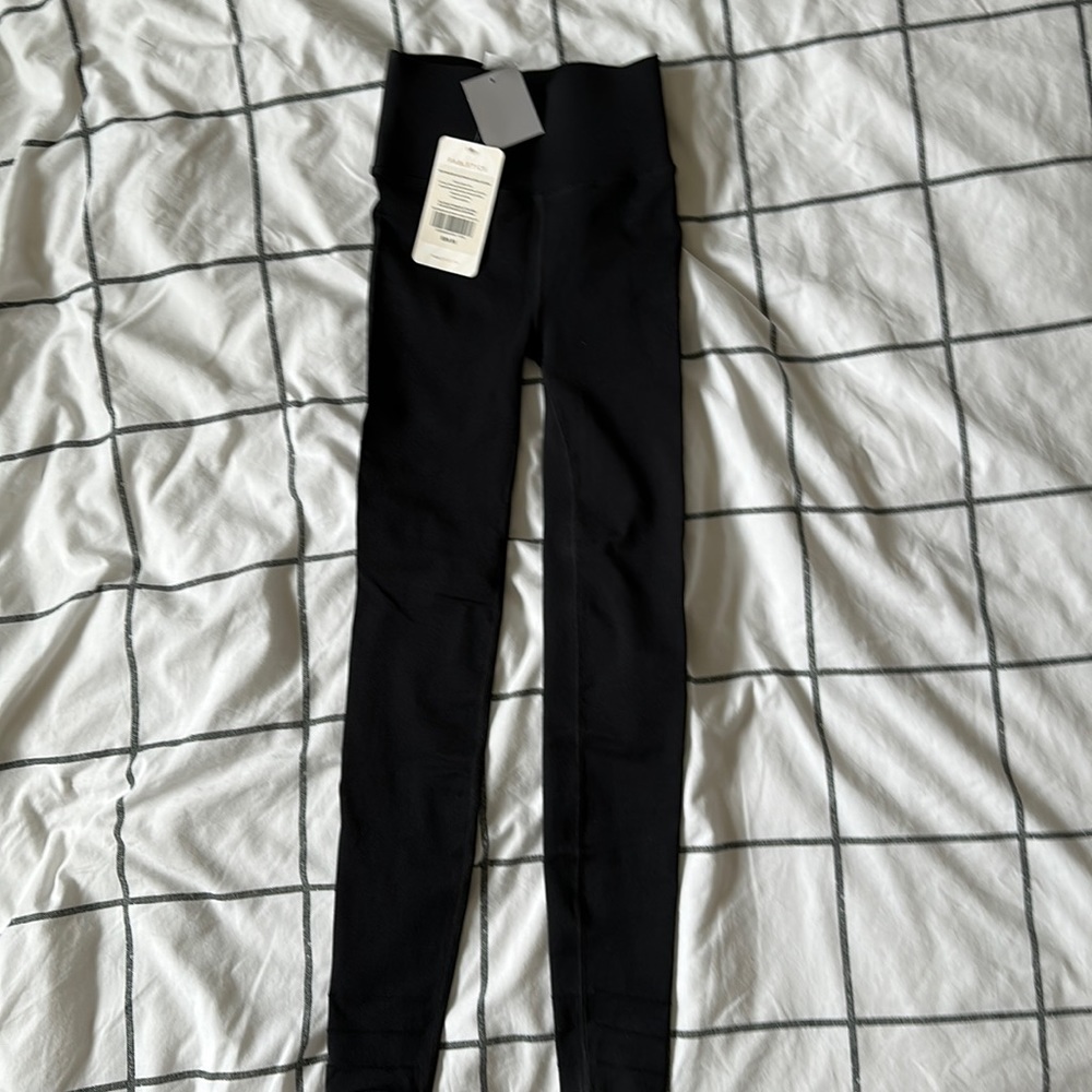 Fabletics High Waisted Sculpknit Legging NWT